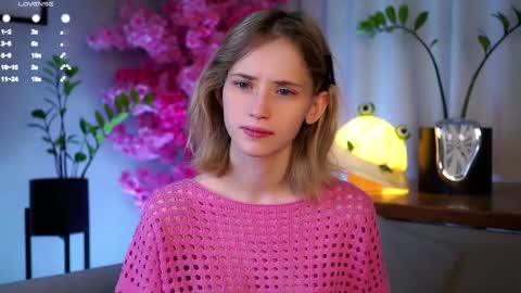 Mia online show from 02-28-25, 01:47