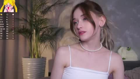 Mia online show from 04-28-26, 02:27