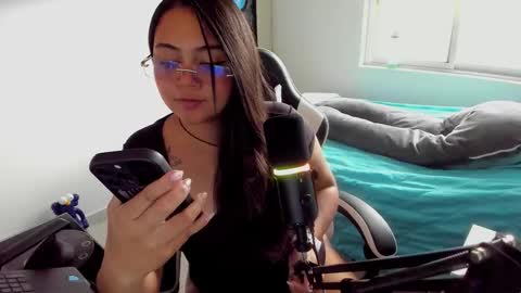 Snapshot of takaragr chatting on 11-12-25, 06:08 kalagr online show from 11-12-25, 06:08