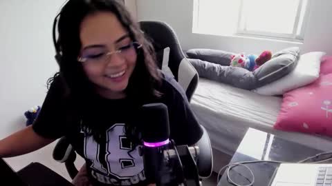 Snapshot of takaragr chatting on 11-24-25, 05:12 kalagr online show from 11-24-25, 05:12