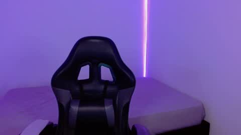 takeru___ online show from 09-12-25, 08:03