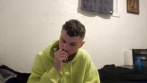 Snapshot of talenjames chatting on 12-07-24, 12:19 Talen James online show from 12-07-24, 12:19