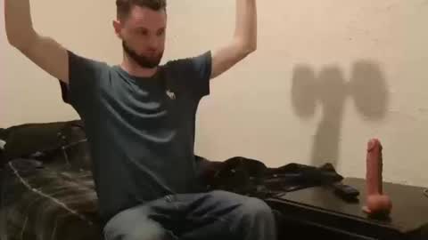 Snapshot of talenjames chatting on 10-15-25, 01:06 Talen James online show from 10-15-25, 01:06