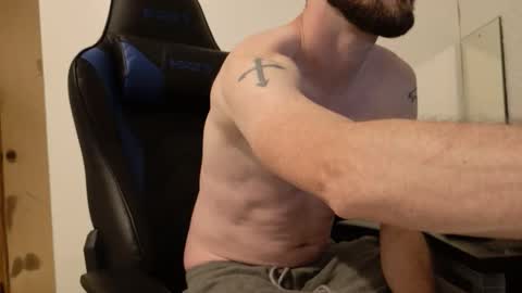 Snapshot of talenjames chatting on 10-29-25, 04:42 Talen James online show from 10-29-25, 04:42