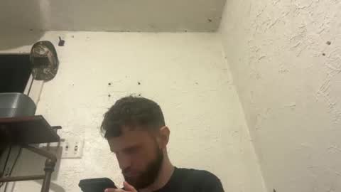 Snapshot of talenjames chatting on 11-03-25, 09:16 Talen James online show from 11-03-25, 09:16