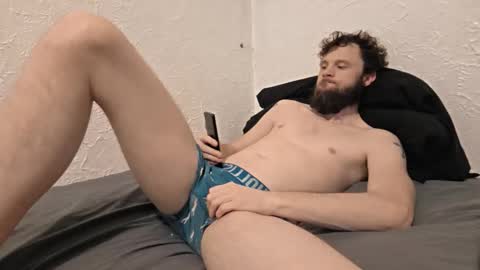 Snapshot of talenjames chatting on 03-07-26, 09:45 Talen James online show from 03-07-26, 09:45