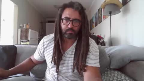 Edge Master Flash online show from 10-22-25, 02:56