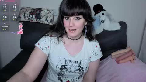 Talia Bloodina online show from 04-23-26, 01:18