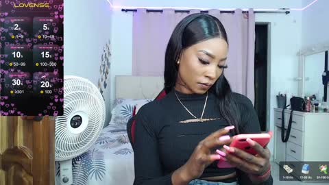 taliana  modelo independiente online show from 01-20-25, 11:32