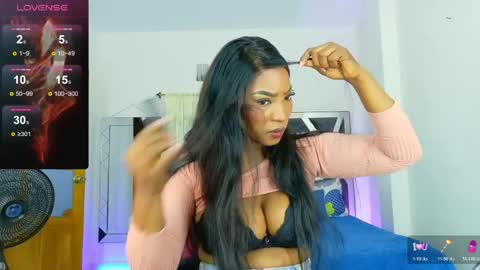 taliana  modelo independiente online show from 04-25-26, 01:08