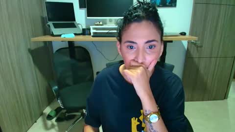 talianaprada_ online show from 12-04-25, 11:46