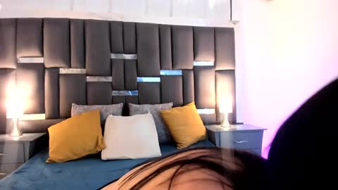 tali  online show from 02-19-25, 04:33