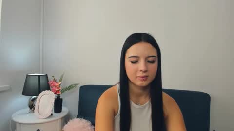 Snapshot of taliasensitive chatting on 10-04-25, 07:50 taliasensitive online show from 10-04-25, 07:50