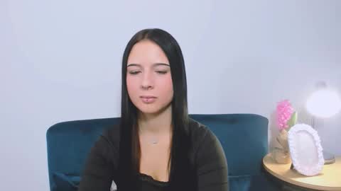 Snapshot of taliasensitive chatting on 11-25-25, 09:26 taliasensitive online show from 11-25-25, 09:26