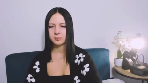 Snapshot of taliasensitive chatting on 01-10-26, 10:06 taliasensitive online show from 01-10-26, 10:06