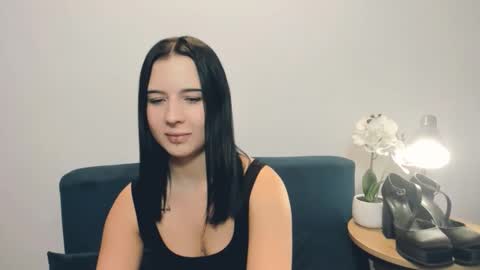 Snapshot of taliasensitive chatting on 03-23-26, 02:21 taliasensitive online show from 03-23-26, 02:21