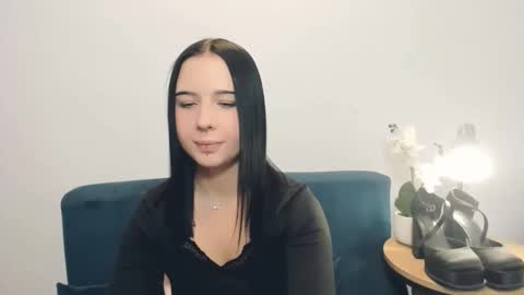 Snapshot of taliasensitive chatting on 03-25-26, 11:38 taliasensitive online show from 03-25-26, 11:38