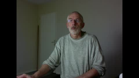 Jack Pierrot online show from 10-20-25, 06:52