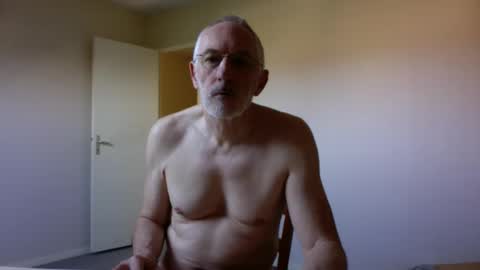Snapshot of taliesin4321 chatting on 04-30-26, 07:04 Jack Pierrot online show from 04-30-26, 07:04
