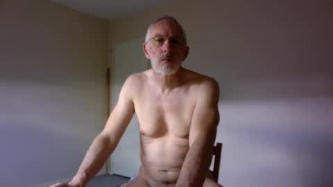 Snapshot of taliesin4321 chatting on 05-07-26, 01:27 Jack Pierrot online show from 05-07-26, 01:27