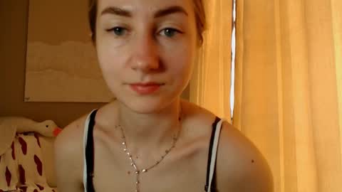  Kira  online show from 02-06-25, 09:11