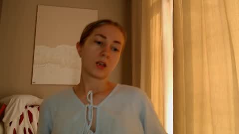  Kira  online show from 02-08-25, 09:35