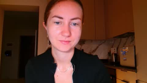  Kira  online show from 10-25-25, 05:48