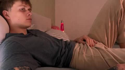 Snapshot of talkinghead7 chatting on 09-28-25, 07:52 Colin online show from 09-28-25, 07:52