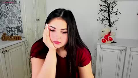 Snapshot of talla_la chatting on 01-18-25, 07:17 Talla online show from 01-18-25, 07:17