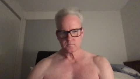 Snapshot of tallandfit000 chatting on 01-19-25, 06:00 tallandfit000 online show from 01-19-25, 06:00