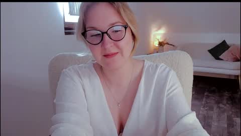 Snapshot of tallinnlove chatting on 06-01-26, 10:50 tallinnlove online show from 06-01-26, 10:50