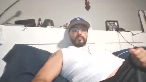 Snapshot of talllatino310 chatting on 09-29-25, 05:01 talllatino310 online show from 09-29-25, 05:01