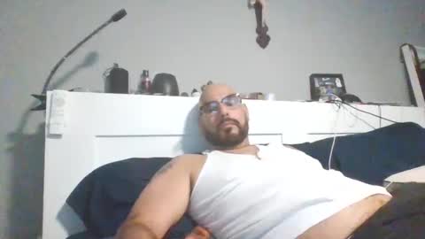 Snapshot of talllatino310 chatting on 10-12-25, 11:26 talllatino310 online show from 10-12-25, 11:26