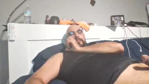 Snapshot of talllatino310 chatting on 10-21-25, 04:46 talllatino310 online show from 10-21-25, 04:46