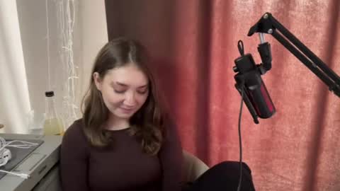 Lola online show from 07-25-26, 11:30