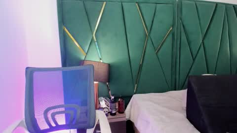 Tamara  online show from 11-12-25, 12:05