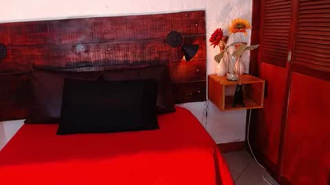 Snapshot of tamara_sanz1 chatting on 12-07-24, 12:52    online show from 12-07-24, 12:52
