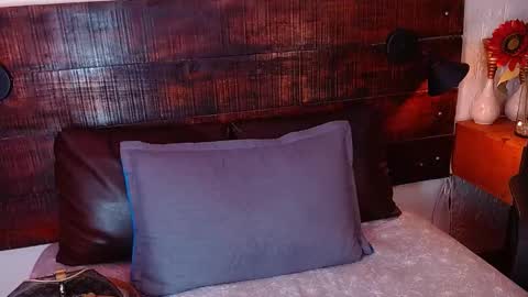 Snapshot of tamara_sanz1 chatting on 12-24-24, 12:22    online show from 12-24-24, 12:22