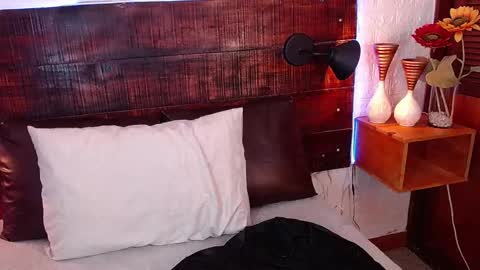 Snapshot of tamara_sanz1 chatting on 01-08-25, 09:55    online show from 01-08-25, 09:55