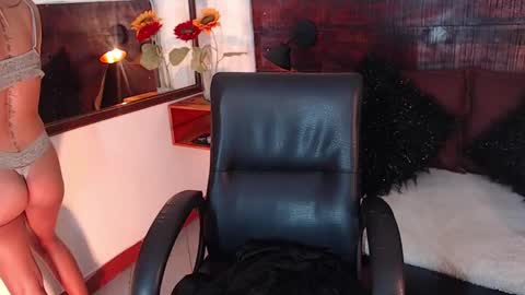 Snapshot of tamara_sanz1 chatting on 02-11-25, 05:50    online show from 02-11-25, 05:50
