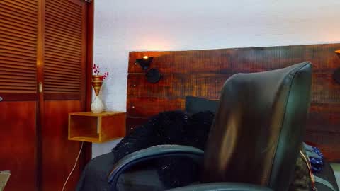Snapshot of tamara_sanz1 chatting on 09-22-25, 06:54    online show from 09-22-25, 06:54