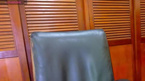 Snapshot of tamara_sanz1 chatting on 10-10-25, 11:42    online show from 10-10-25, 11:42