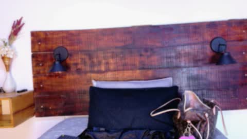    online show from 03-04-26, 10:10