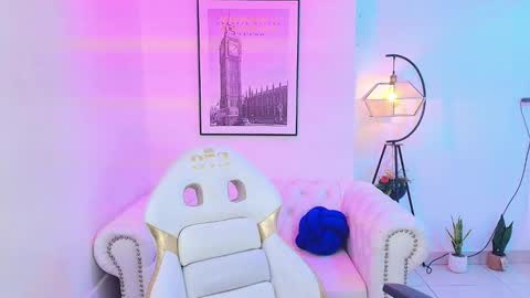 Snapshot of tamara_slimx chatting on 12-29-24, 08:55 Tamara online show from 12-29-24, 08:55