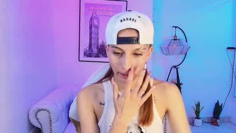 Snapshot of tamara_slimx chatting on 01-08-25, 07:03 Tamara online show from 01-08-25, 07:03