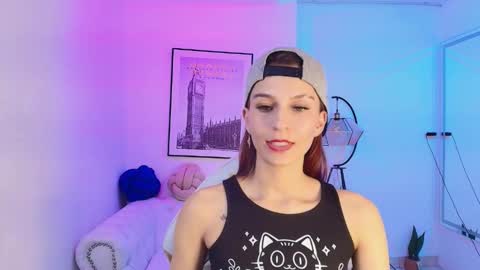 Snapshot of tamara_slimx chatting on 01-10-25, 09:44 Tamara online show from 01-10-25, 09:44