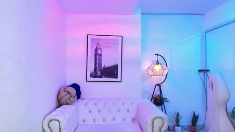 Snapshot of tamara_slimx chatting on 01-16-25, 10:10 Tamara online show from 01-16-25, 10:10