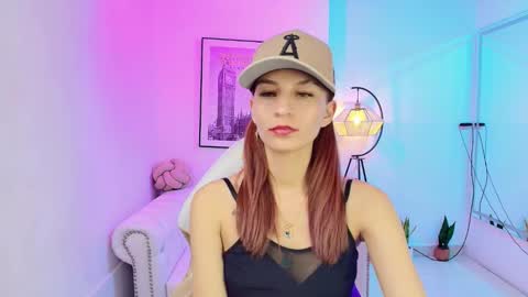 Snapshot of tamara_slimx chatting on 01-17-25, 06:15 Tamara online show from 01-17-25, 06:15