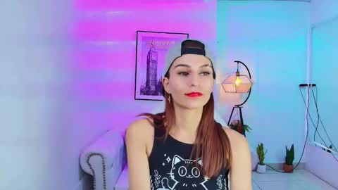 Snapshot of tamara_slimx chatting on 01-24-25, 10:21 Tamara online show from 01-24-25, 10:21