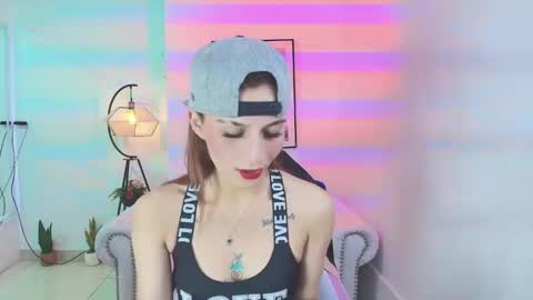 Snapshot of tamara_slimx chatting on 01-29-25, 03:54 Tamara online show from 01-29-25, 03:54